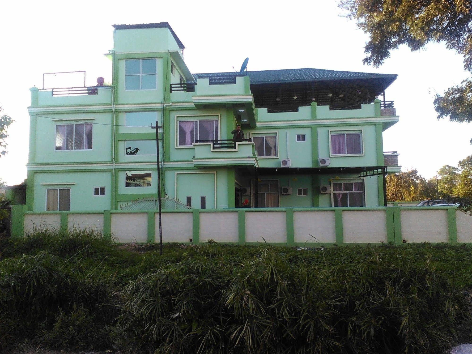 Hotel 99 Pyin Oo Lwin Εξωτερικό φωτογραφία